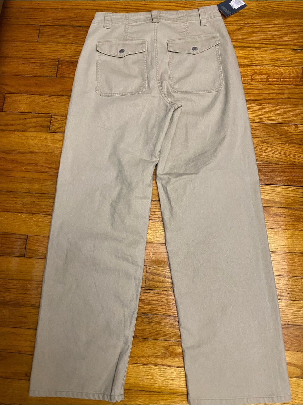 New! Universal Straight-Leg Chinos in Light Khaki Size 6 Women’s - Picture 2 of 8